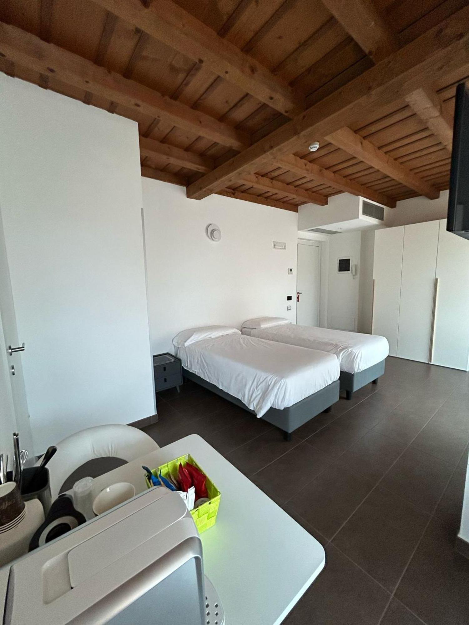 Bes Residence Bergamo Polaresco Exterior foto